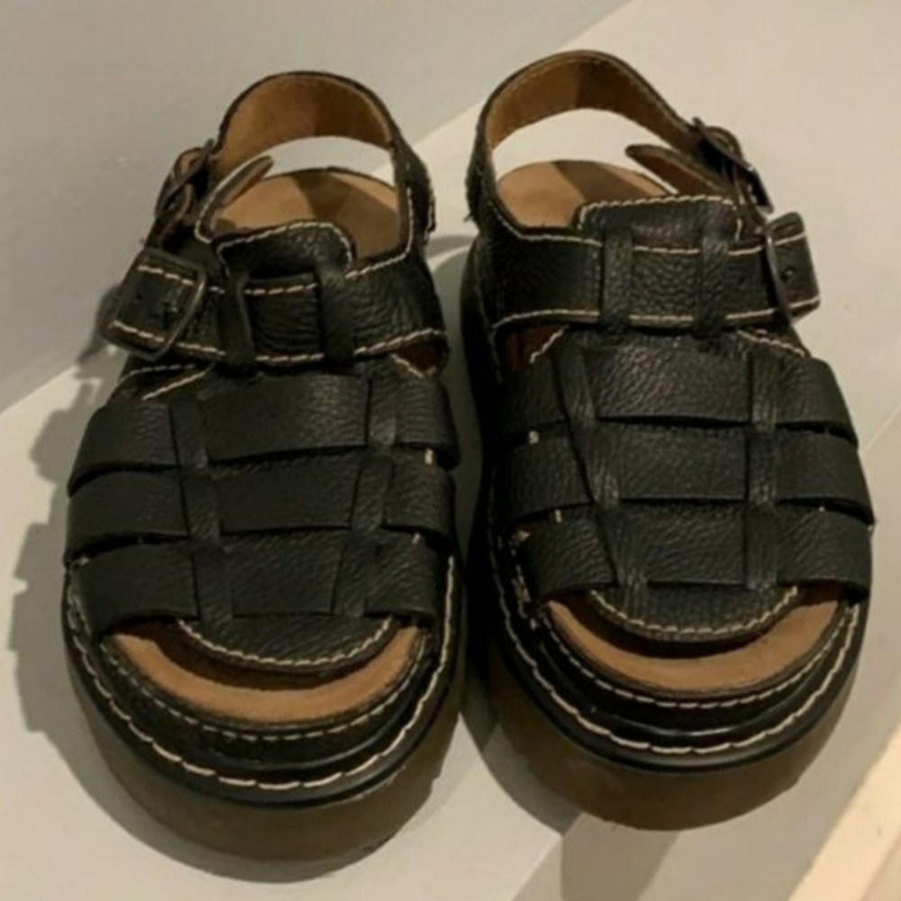 Mens Size 8 NOATAK leather Sandal